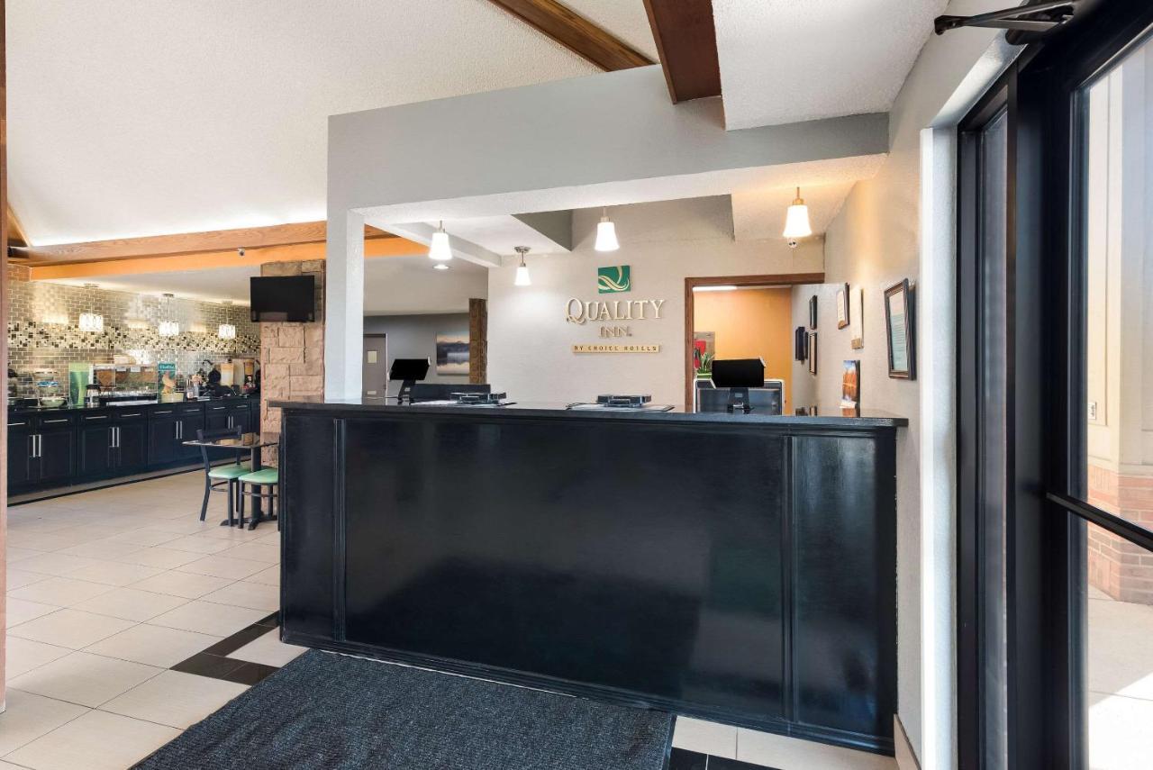 Quality Inn Upper Sandusky Eksteriør billede