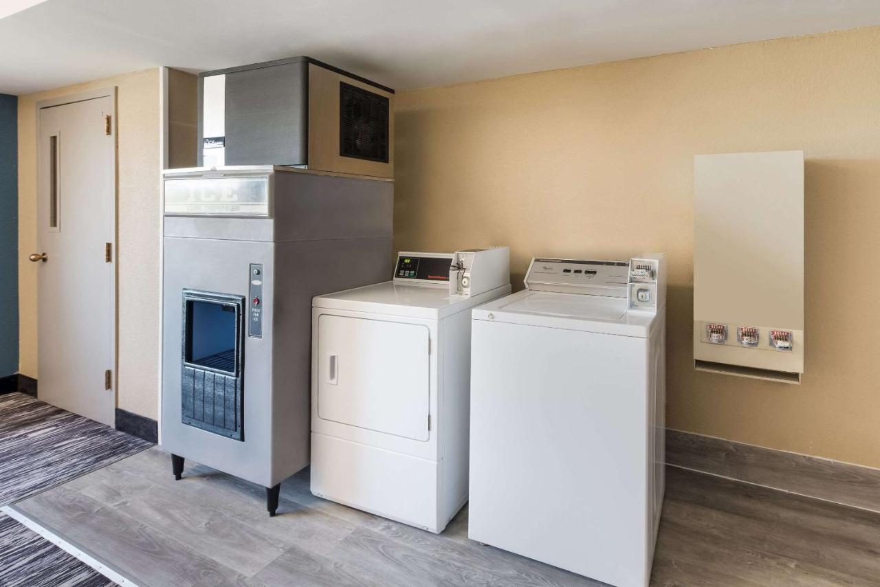 Quality Inn Upper Sandusky Eksteriør billede