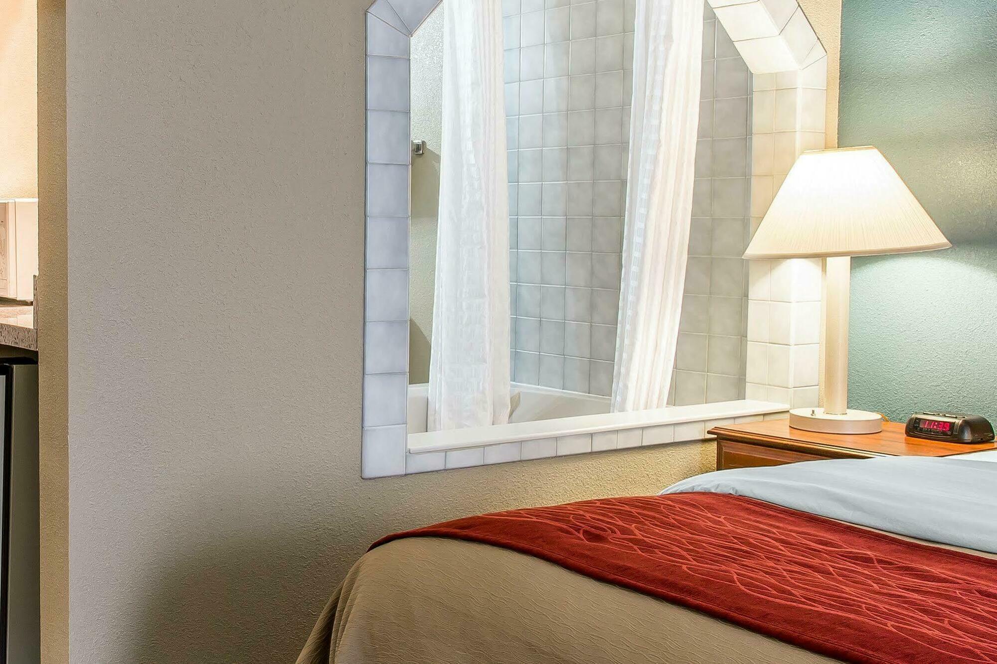 Quality Inn Upper Sandusky Eksteriør billede
