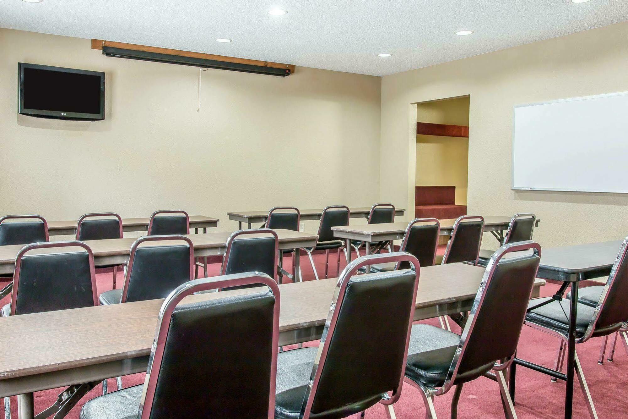 Quality Inn Upper Sandusky Eksteriør billede